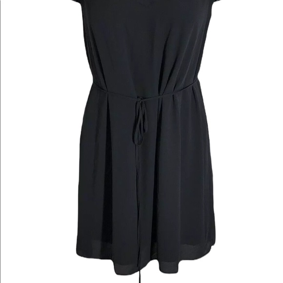 Lark & Ro Classy Black Dress - Size 6 - Picture 2 of 6